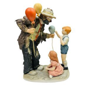 The Emmett Kelly Jr. Collection x Flambro Making New Friends Ltd Ed Figurine